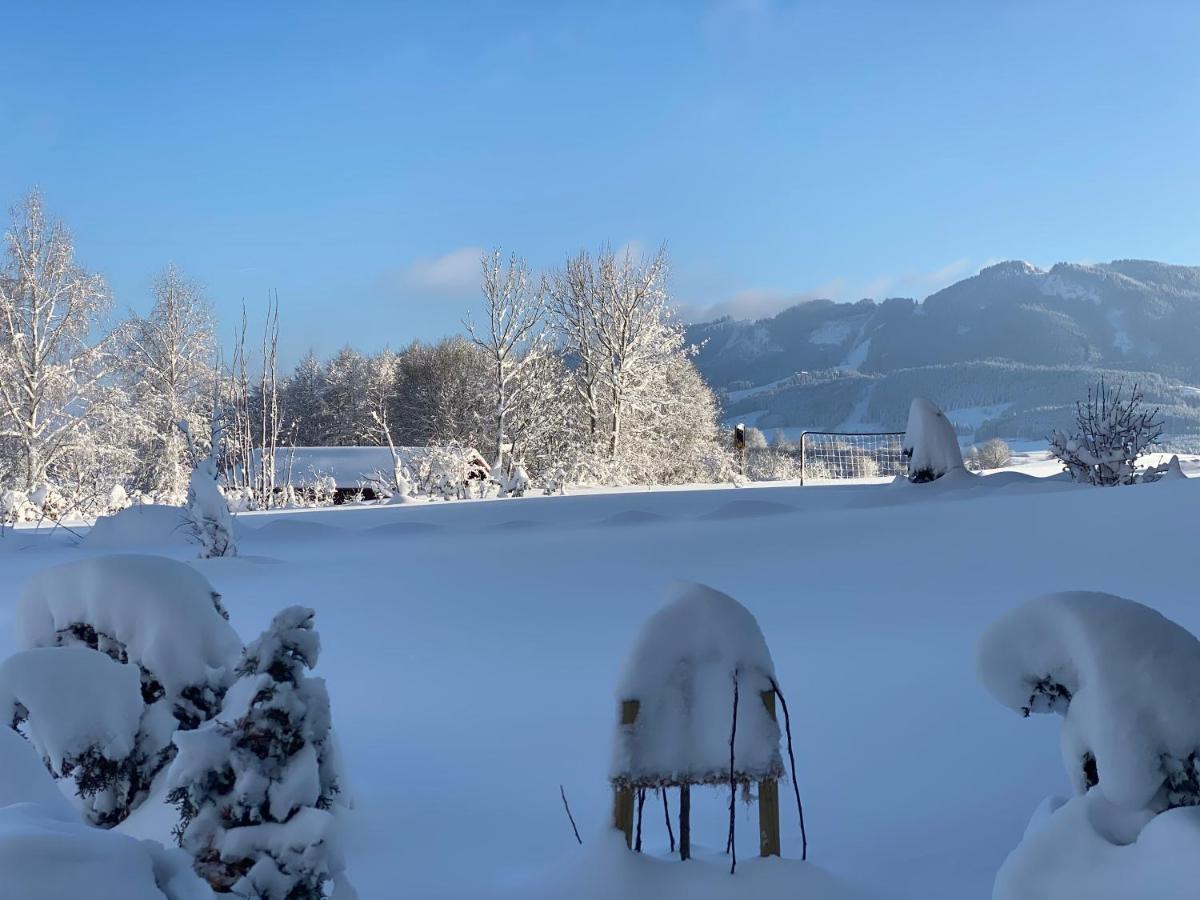 Ferienwohnung Mit Eigenem Garten Und Bergblick オイ・ミッテルベルグ エクステリア 写真